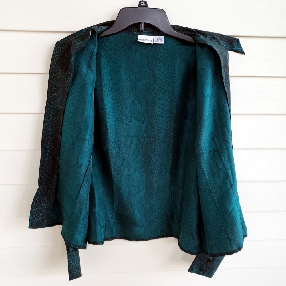 100% Silk Newport News reptile print Zip Up shirt - Picture 5 of 5
